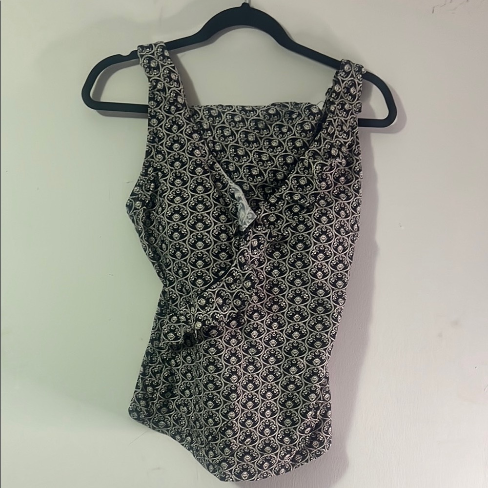Niptuck Patterned Women's two piece bathing suit Size 10